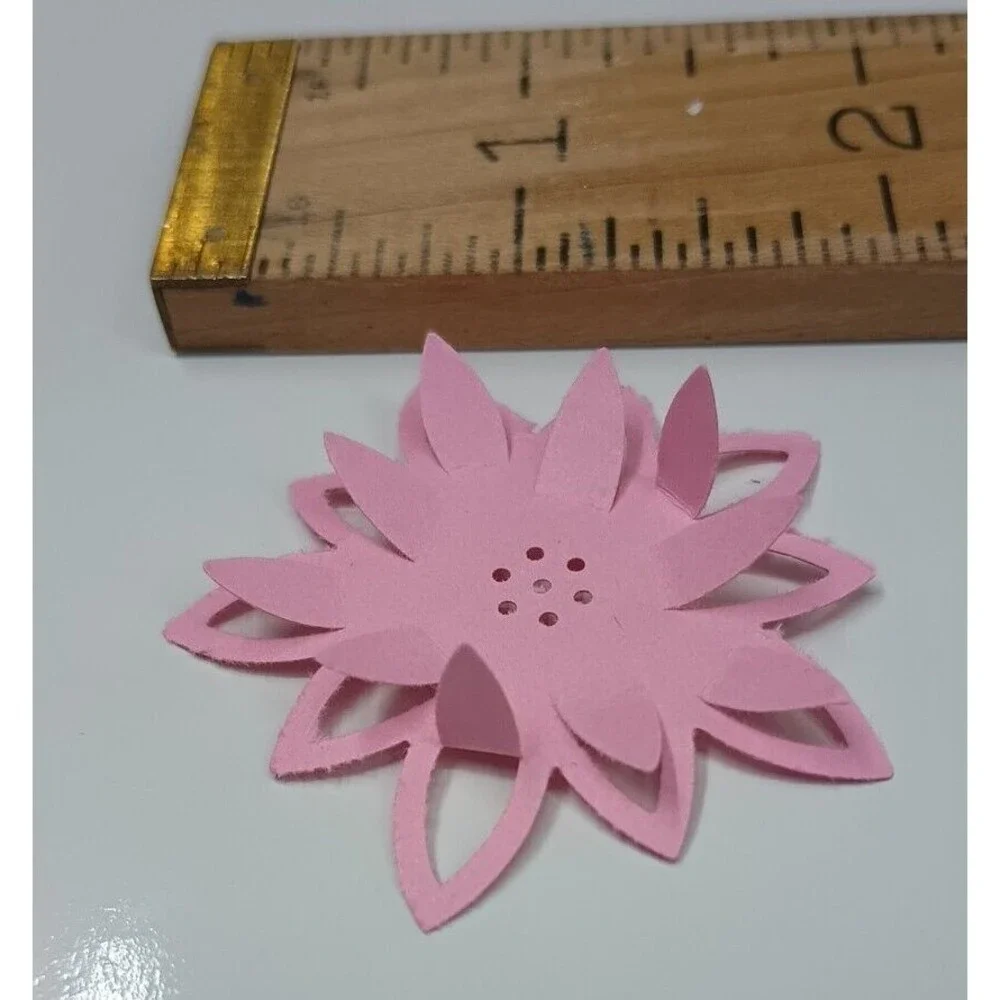 Martha Stewart Punch Pop Up Water Lily Large Intricate Floral